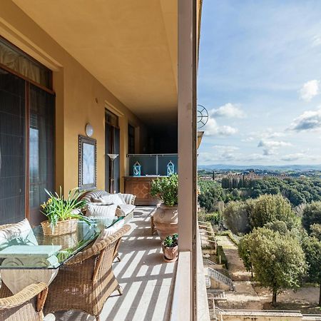 Porta Tufi Luxury Apartment With Private Parking! Siena Ngoại thất bức ảnh