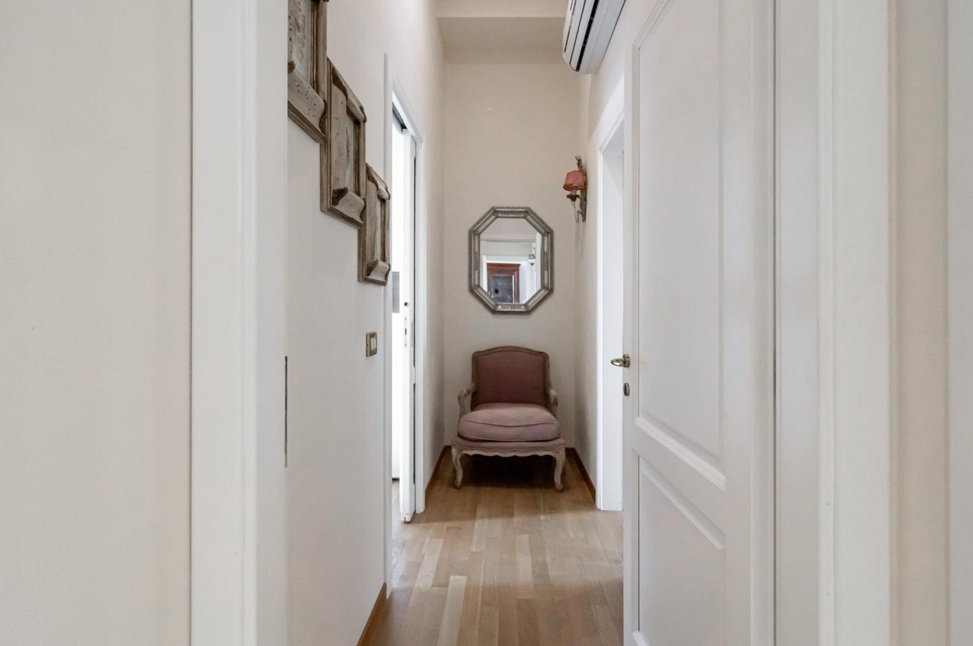Porta Tufi Luxury Apartment With Private Parking! Siena Ngoại thất bức ảnh